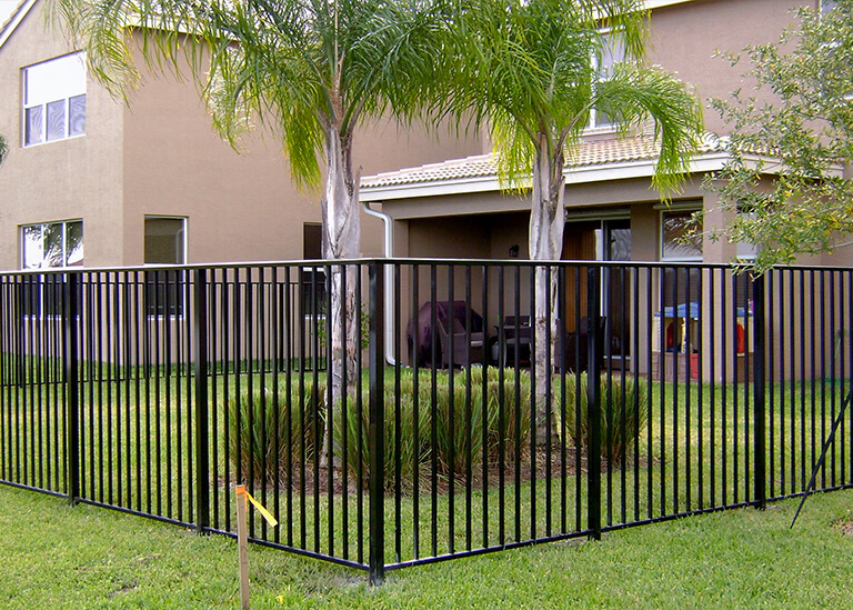 Privacy Metal Fence Installation and Repairs in South Florida